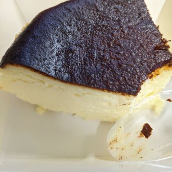 Eastern Tales Thai tea - Original Basque Burnt Cheesecake - Bubble Tea Near Me - Santa Ana, California