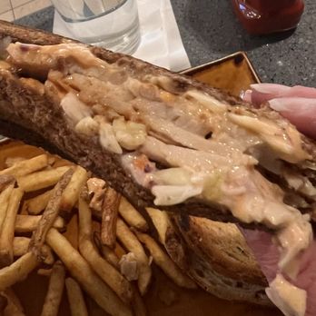 Stone Arch - Rachel Sandwich - good but a little light on the meat - American Near Me - St Paul, Minnesota