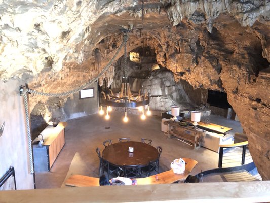 Beckham Creek Cave Lodge by null