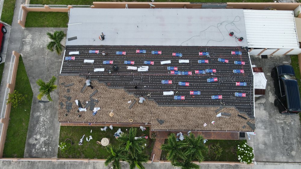 Slide of Borges Roofing