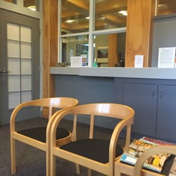 William W Evans, DMD, MD - Waiting room with drinks available