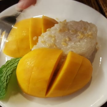 SriPraPhai Thai Restaurant - Mango sticky rice - Thai Near Me - Woodside, New York