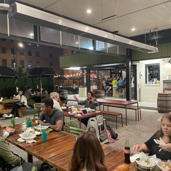 Antique Taco - Great outdoor partially covered patio - Bars Near Me - Chicago, Illinois