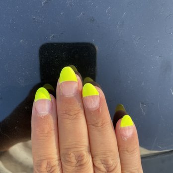 Royal Nail Spa - Horrible and crooked - Nail Salons Near Me - Kent, Washington