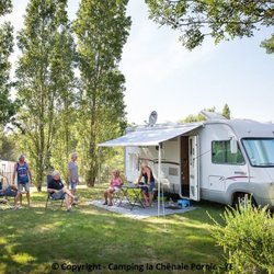 Yelloh! Village - Camping la Chênaie - Un emplacement du Yelloh! Village camping la Chênaie Pornic.