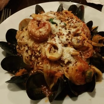 Bistro Albertino - Linguine alla Pescatore - Italian Near Me - Willow Grove, Pennsylvania Bistro Albertino - Linguine alla Pescatore - Italian Near Me - Willow Grove, Pennsylvania