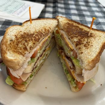 Matty's Restaurant - Turkey club - Southern Near Me - Elkin, North Carolina Matty's Restaurant - Turkey club - Southern Near Me - Elkin, North Carolina
