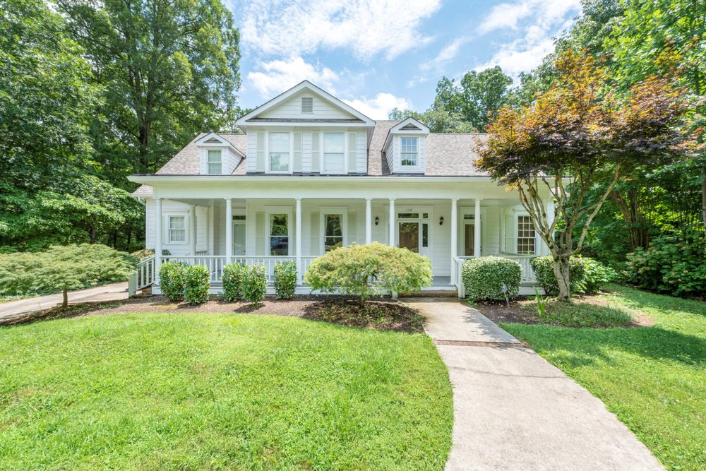 Slide of IHH Showroom