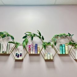 Kim’s Beauty Bar