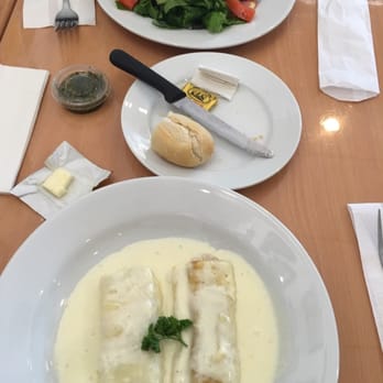 DiCrespo - Entraña and 4 cheese chicken canneloni - Argentine Near Me - Miami, Florida