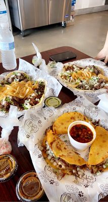 Pacos Tacos by null
