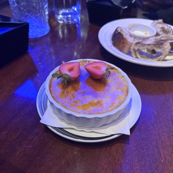 Redwood Cafe - Brulee - New American Near Me - Modesto, California Redwood Cafe - Brulee - New American Near Me - Modesto, California