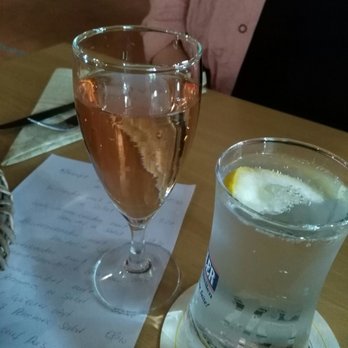 Dunnerkeil - Gratis Sekt zum Mutterstadt. Super Service - Restaurants Near Me - Regensburg, BY Dunnerkeil - Gratis Sekt zum Mutterstadt. Super Service - Restaurants Near Me - Regensburg, BY