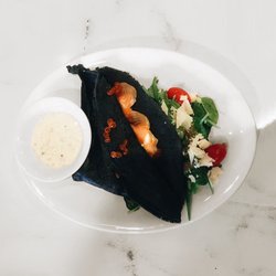La Crepe Bakery & Cafe