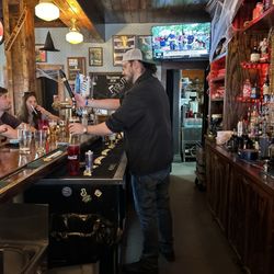 Mchales Pub - Eric doing his thing!