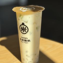 Yomie's Rice x Yogurt - Kiwi Teagurt 700ML