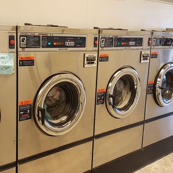 Green Lightning Laundry - All but one down - Laundromat Near Me - Florence, Oregon
