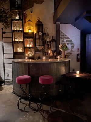 TomTom Restaurant & Bar by null