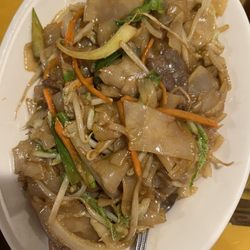 Szechuan Taste - Beef chow fun