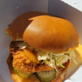 Honeymoon Chicken - HM chicken sandwich - Chicken Shop Near Me - Washington, DC, District of Columbia