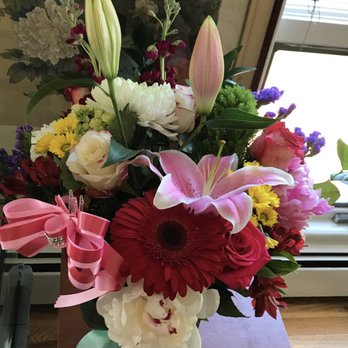 Tommy Flowers 2 - Beautiful birthday flowers! - Florists Near Me - Syosset, New York