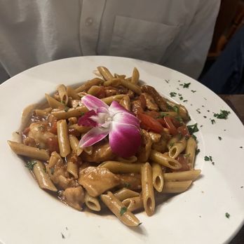 The Hoffman House - Seafood Pasta - American Near Me - Kingston, New York