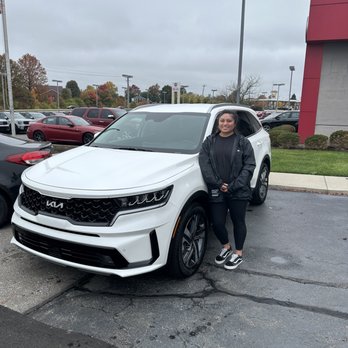 Jake Sweeney Kia - Car Dealers Near Me - Florence, Kentucky Jake Sweeney Kia - Car Dealers Near Me - Florence, Kentucky