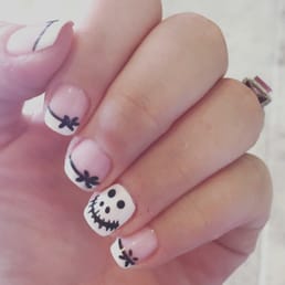 Got my Halloween nails today - super cute Got my Halloween nails today - super cute