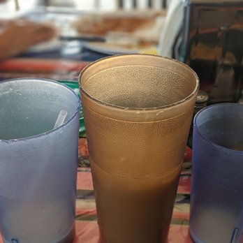 La Fonda Bar Grill - Look, all the cups have f*cked up rims - Bars Near Me - El Centro, California
