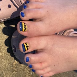 Venice Nails Spa - Minions!!
