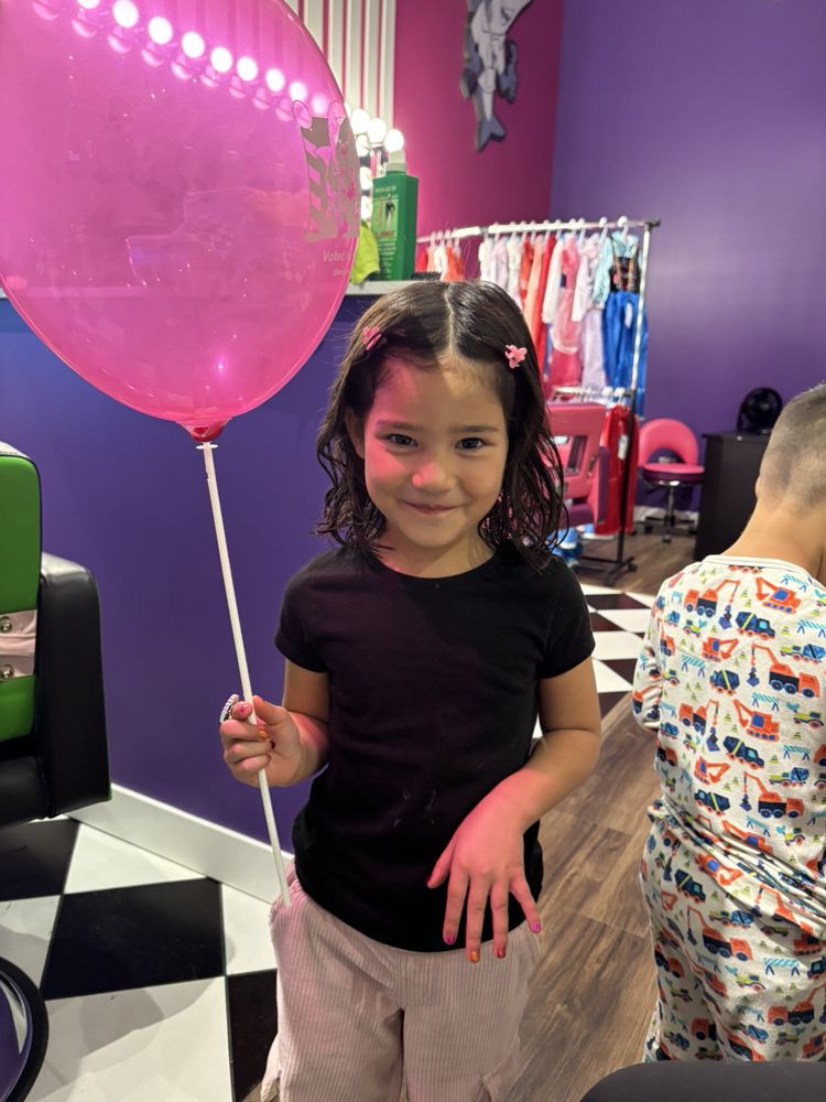 SHARKEY’S CUTS FOR KIDS - Updated February 2026 - 57 Photos & 85 ...