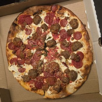Grimaldi's Pizzeria - The Don Pizza - Pizza Near Me - Las Vegas, Nevada Grimaldi's Pizzeria - The Don Pizza - Pizza Near Me - Las Vegas, Nevada