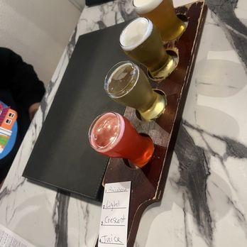 Sesh - Beer flight - Breweries Near Me - St. Petersburg, Florida