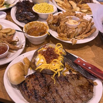 Texas Roadhouse - Steakhouses Near Me - Chantilly, Virginia