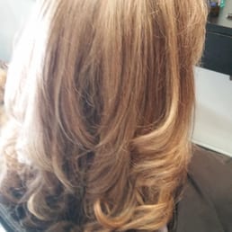 Kendra's color and style.  Absolutely love her work!