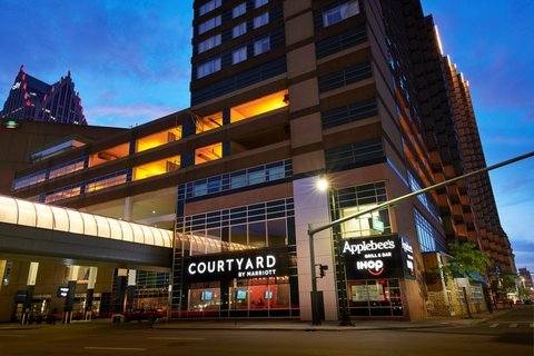 Courtyard Detroit Downtown by null