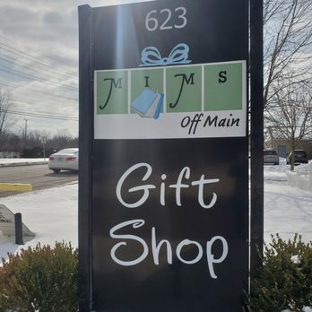 Mim's Off Main - Signpost - Gift Shops Near Me - Mason, Ohio