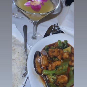 Panda Harlem - Chicken and Broccoli and Passion Fruit Martini - Chinese Near Me - New York, New York Panda Harlem - Chicken and Broccoli and Passion Fruit Martini - Chinese Near Me - New York, New York