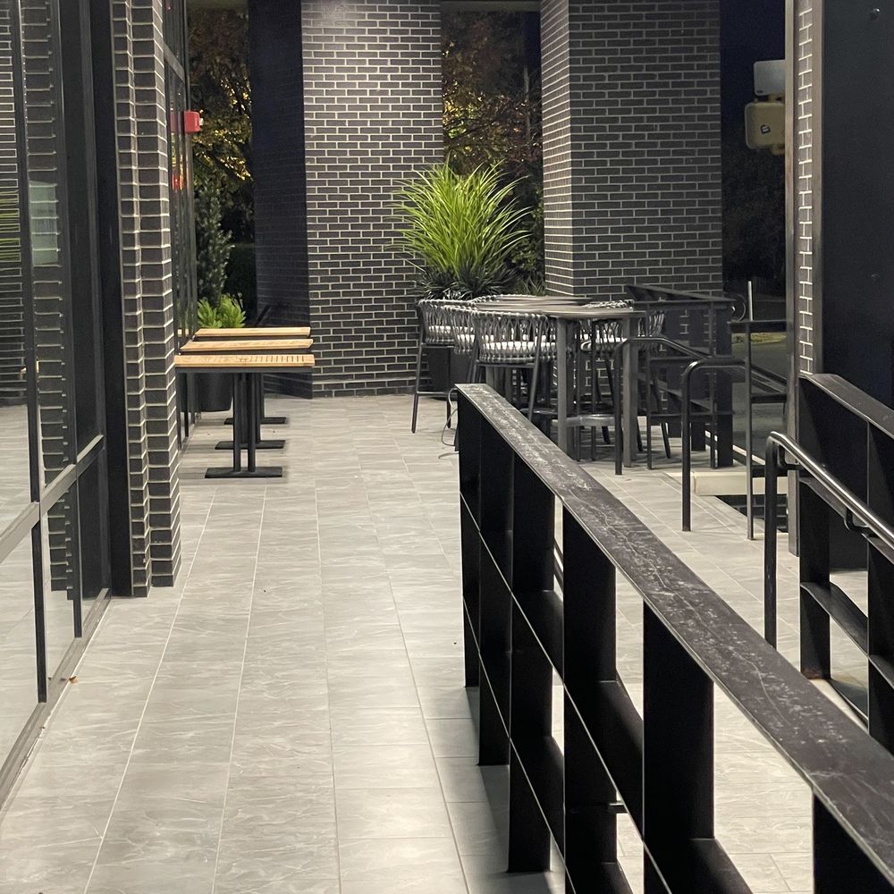 Life Time - Outdoor seating area - Gyms Near Me - Arlington, Virginia Life Time - Outdoor seating area - Gyms Near Me - Arlington, Virginia