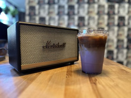 Commissary Barber & Barista by null