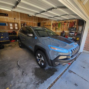 The Gritty - 2 Stage Paint Correction w/ 1 year Jet Seal Polish - Jeep Cherokee TrailHawk - Auto Detailing Near Me - Aurora, Colorado