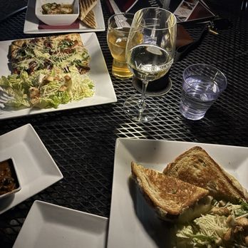 Vino Di Sedona - Wine Bars Near Me - Sedona, Arizona