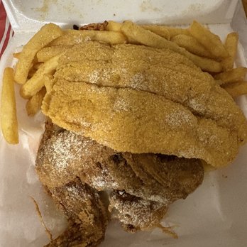 J&J fish & chicken - 1 Catfish Fillet and 3 Wings - Fast Food Near Me - Chicago, Illinois J&J fish & chicken - 1 Catfish Fillet and 3 Wings - Fast Food Near Me - Chicago, Illinois