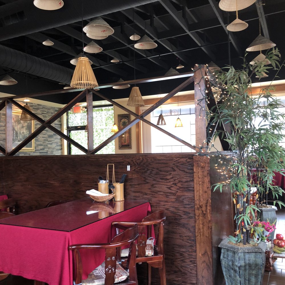 Rice Paper - More of the interior, pleasant environment created here! - Vietnamese Near Me - High Point, North Carolina Rice Paper - More of the interior, pleasant environment created here! - Vietnamese Near Me - High Point, North Carolina