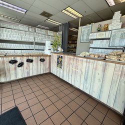 Starbread Bakery - waiting to order