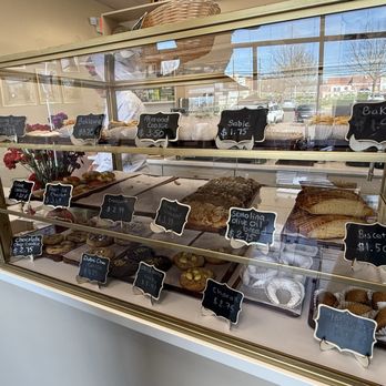 Hanane’s Signature - Patisserie/Cake Shop Near Me - Hatfield, Pennsylvania Hanane’s Signature - Patisserie/Cake Shop Near Me - Hatfield, Pennsylvania