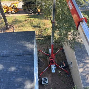 One Two Tree - Spider Lift. For the hard to reach spot. - Tree Services Near Me