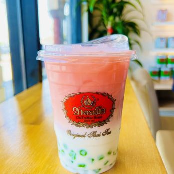 ChaTraMue Original Thai Tea - Rose Tea Latte w/ Pandan Boba - Bubble Tea Near Me - Rosemead, California