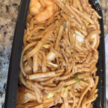 Cravings - Shrimp fried noodles - Noodles Near Me - Geneva, Illinois