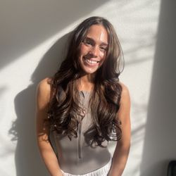 Bombshell Hair Extensions and Salon